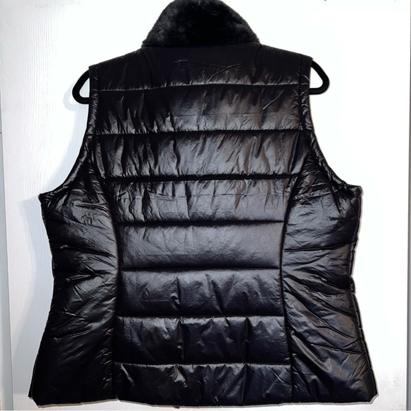 Calvin Klein Black Slim Puffer Vest with Faux Fur Collar - Picture 2 of 7